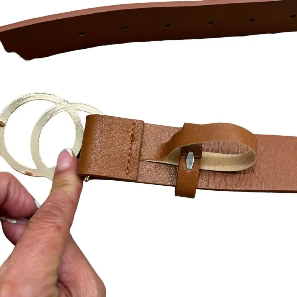Lot of two Ladies Faux Leather‎ Double Ring Belts 29-37”